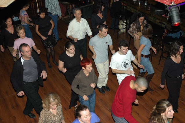 min 2005 12 18 sharkys 164